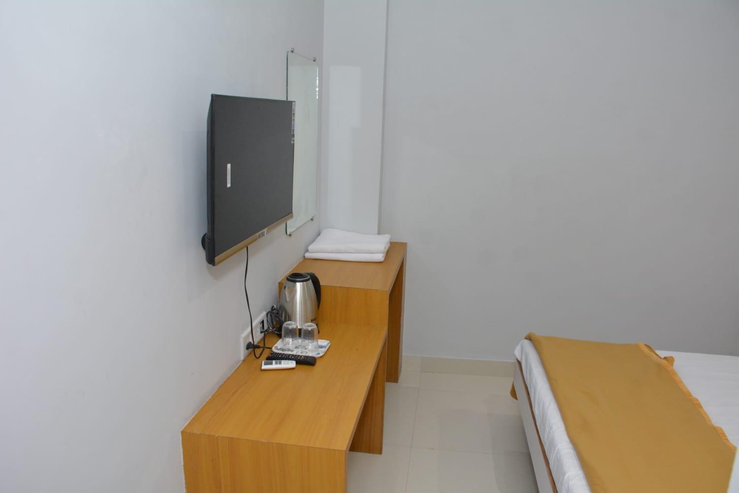 Vivanta Inn Lodge, Solapur Eksteriør billede