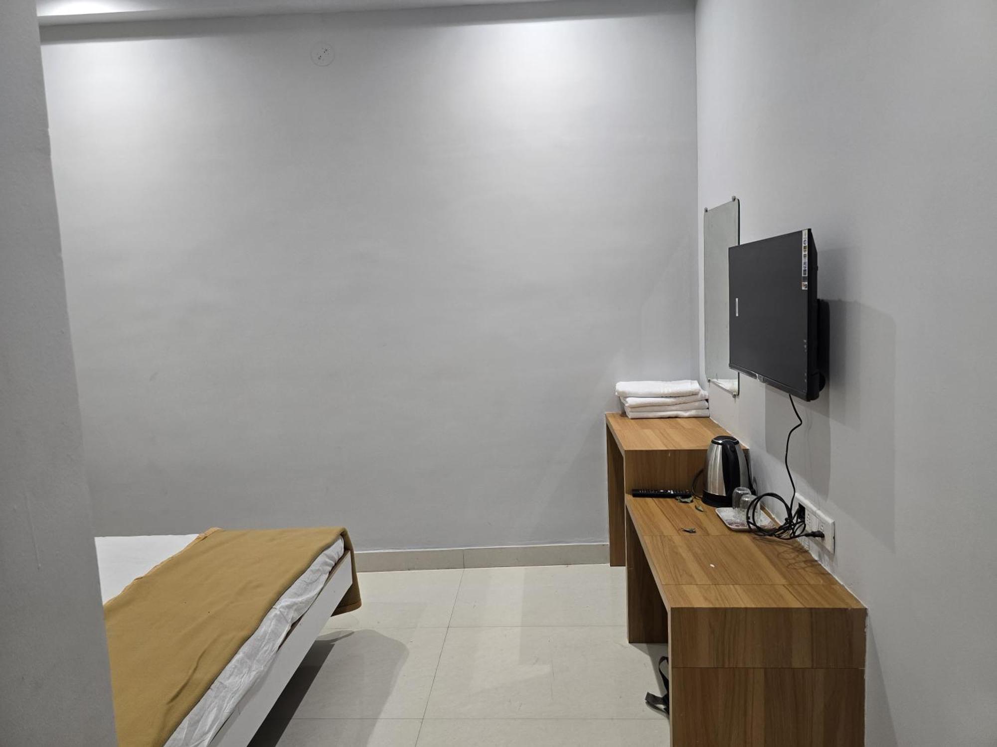 Vivanta Inn Lodge, Solapur Eksteriør billede